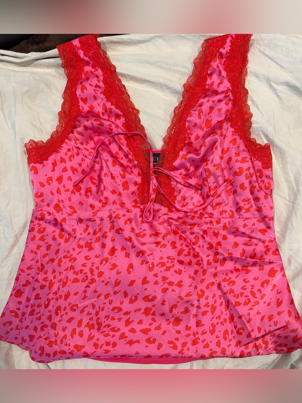 Vici Spiced Honey Lace Trim Bust
Tie Top Pink animal print size large